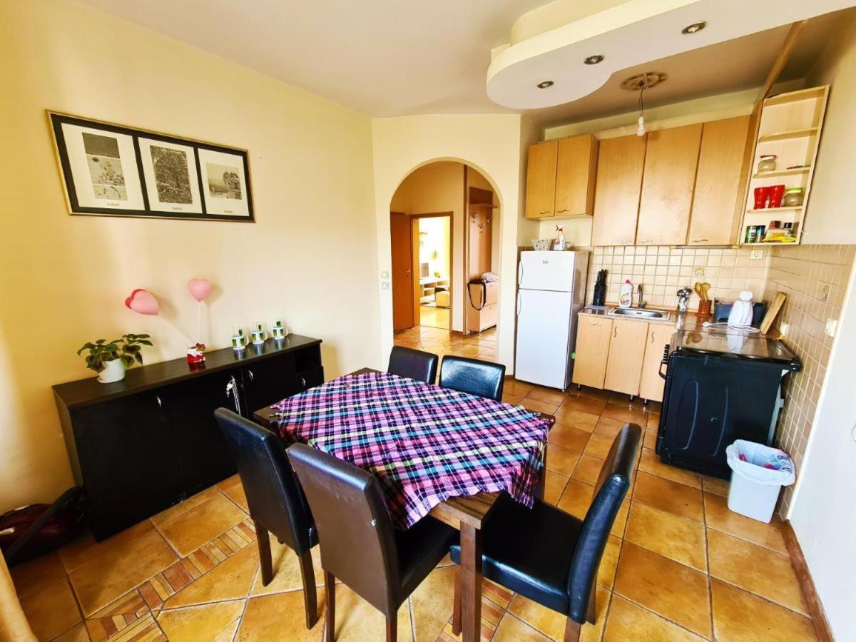 Rooftop Apartment At Mainsquare سكوبجي المظهر الخارجي الصورة