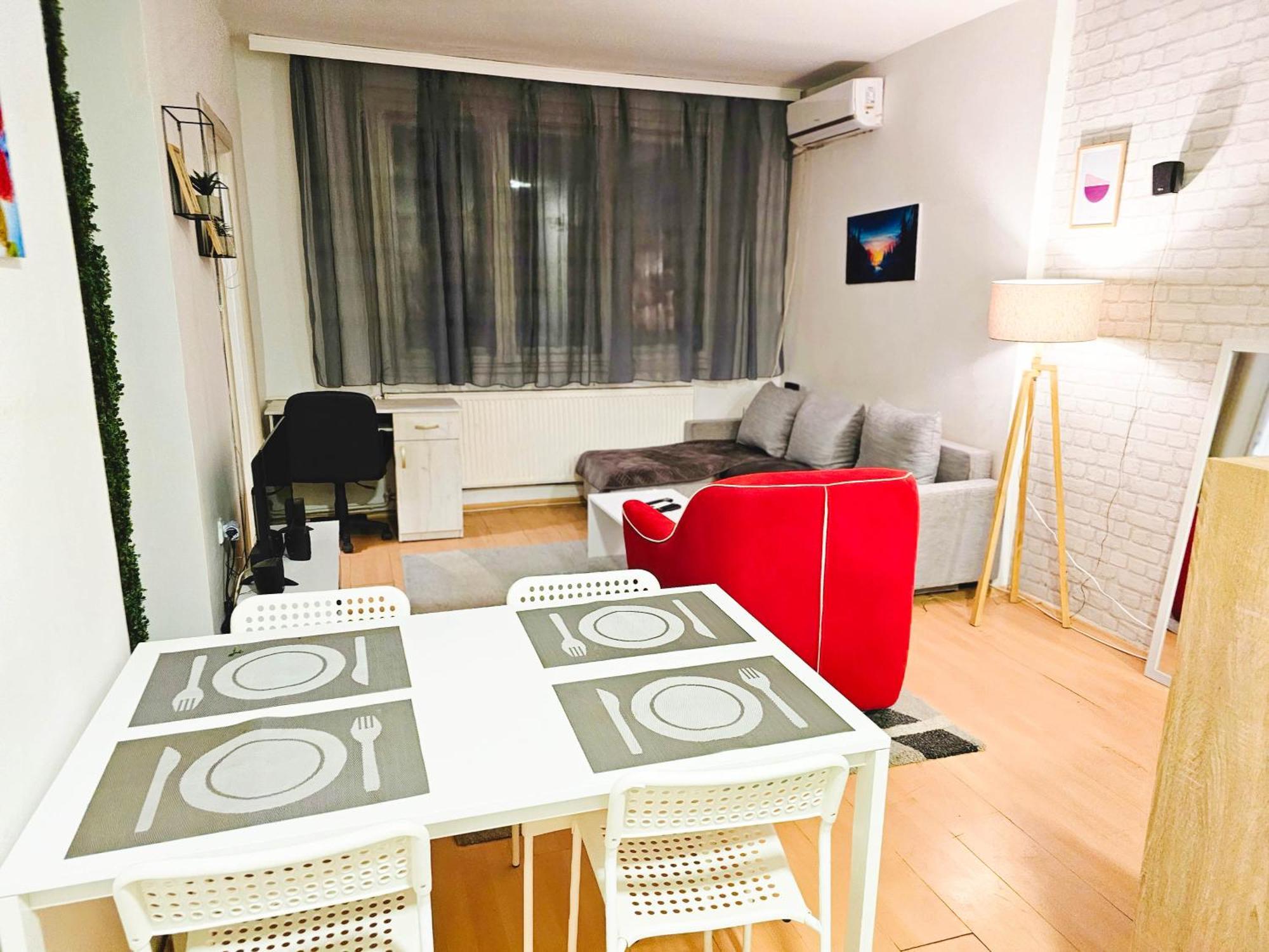 Rooftop Apartment At Mainsquare سكوبجي المظهر الخارجي الصورة